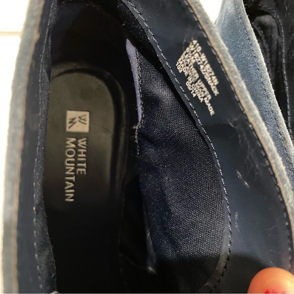 White Mountain blue suede heeled booties - Picture 4 of 6